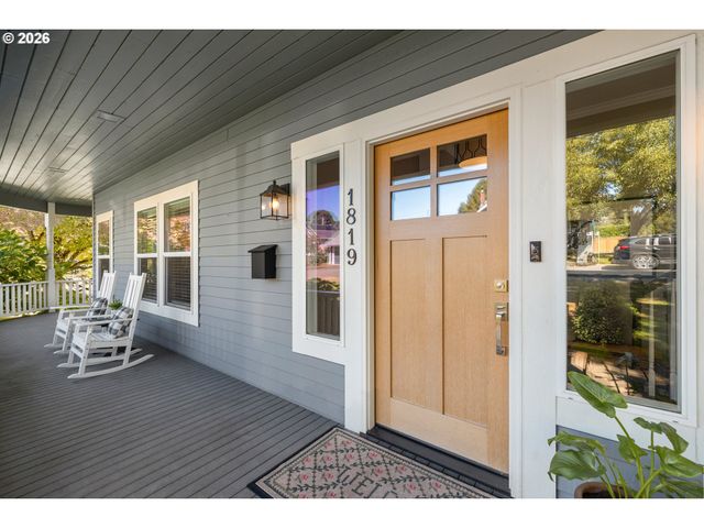 1819 4TH Ave, West Linn, OR 97068