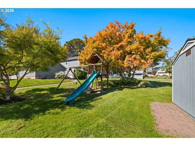 1819 4TH Ave, West Linn, OR 97068