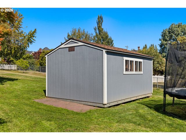 1819 4TH Ave, West Linn, OR 97068