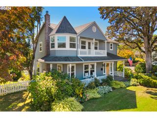 1819 4TH Ave, West Linn, OR 97068