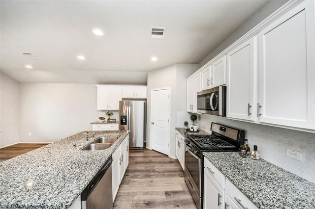 13973 Leigh Lake Ln, Conroe, TX 77384