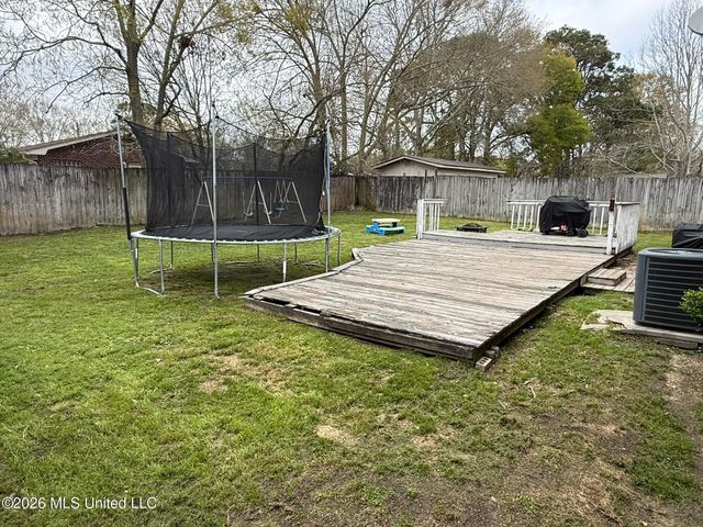 619 Dina Drive, D'iberville, MS 39540