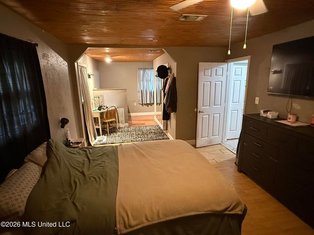 619 Dina Drive, D'iberville, MS 39540