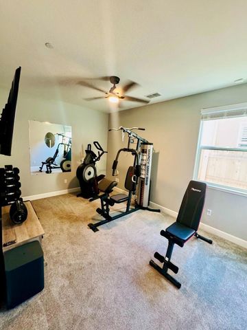 1515 Goldenstar Court, Hollister, CA 95023