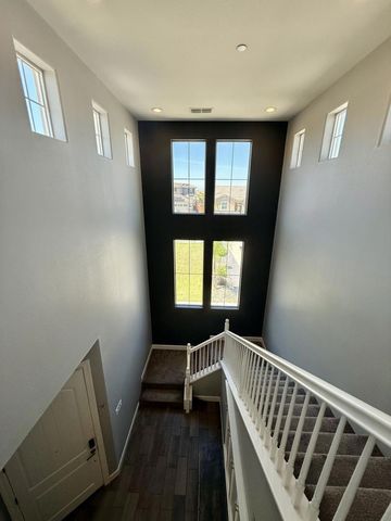 1515 Goldenstar Court, Hollister, CA 95023