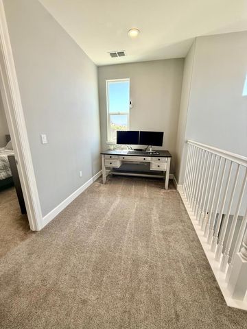 1515 Goldenstar Court, Hollister, CA 95023