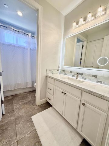 1515 Goldenstar Court, Hollister, CA 95023