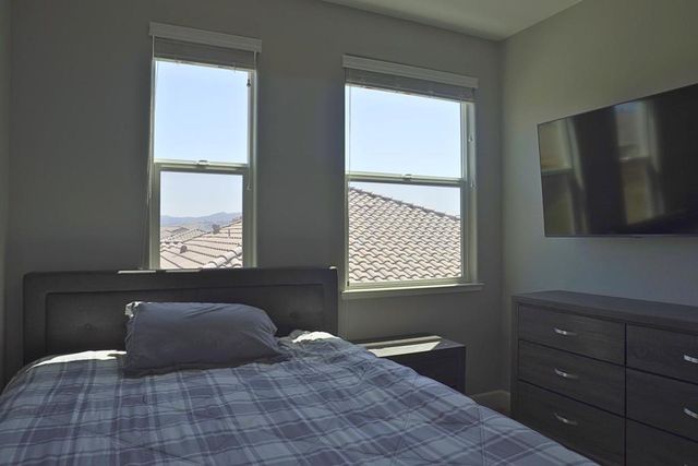 1515 Goldenstar Court, Hollister, CA 95023
