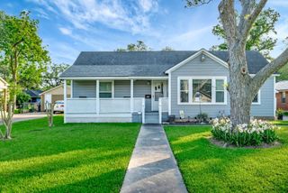 820 Meadow Lane, Wharton, TX 77488