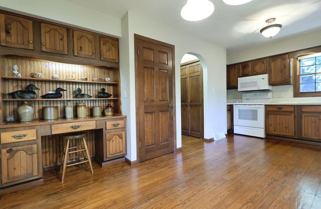 10818 86th PLACE, Kenosha, WI 53158
