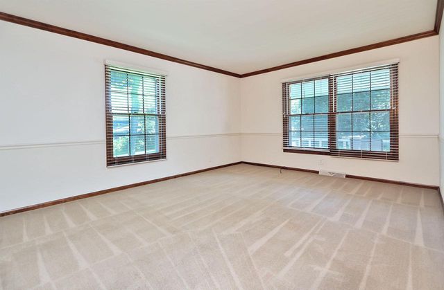 10818 86th PLACE, Kenosha, WI 53158