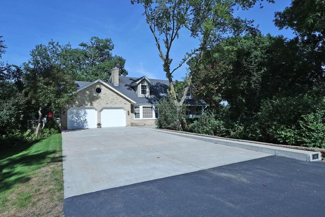 10818 86th PLACE, Kenosha, WI 53158