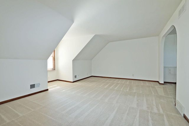 10818 86th PLACE, Kenosha, WI 53158