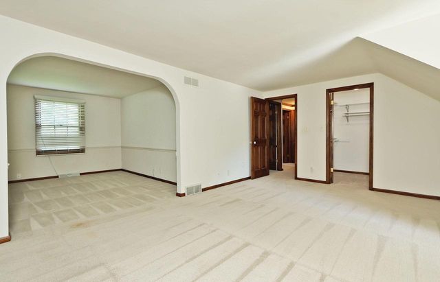 10818 86th PLACE, Kenosha, WI 53158