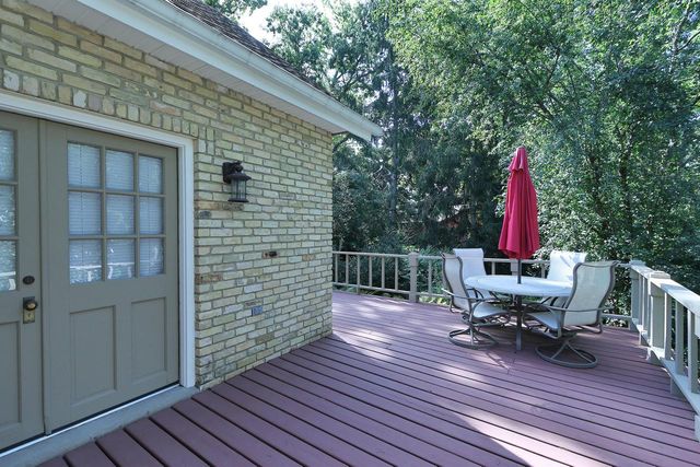 10818 86th PLACE, Kenosha, WI 53158