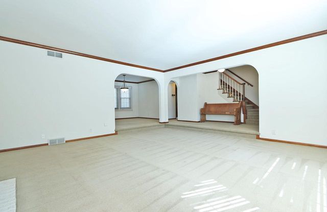 10818 86th PLACE, Kenosha, WI 53158