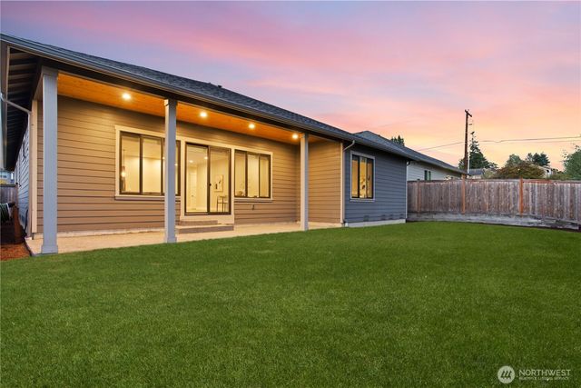 2101 5th Place, Snohomish, WA 98290