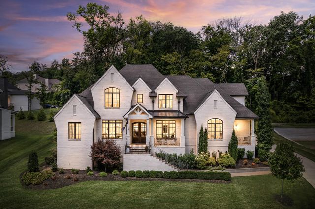 1588 Eastwood Dr, Brentwood, TN 37027