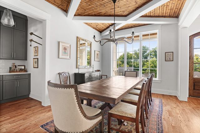 1588 Eastwood Dr, Brentwood, TN 37027