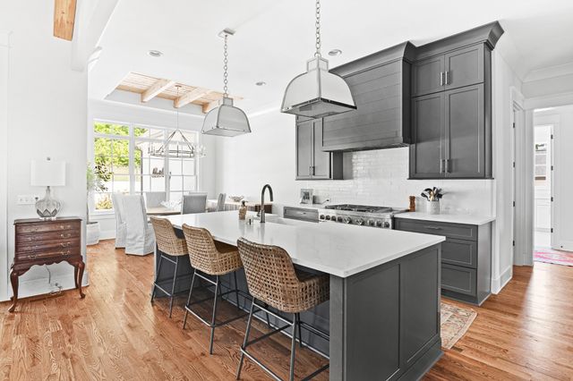 1588 Eastwood Dr, Brentwood, TN 37027