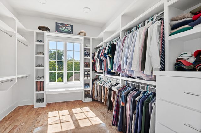 1588 Eastwood Dr, Brentwood, TN 37027