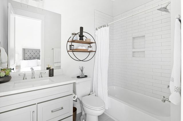 1588 Eastwood Dr, Brentwood, TN 37027