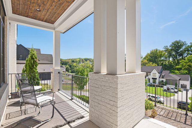 1588 Eastwood Dr, Brentwood, TN 37027