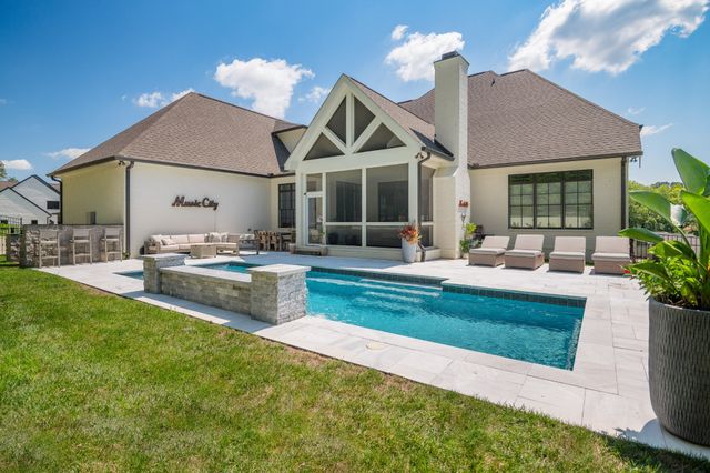 1588 Eastwood Dr, Brentwood, TN 37027