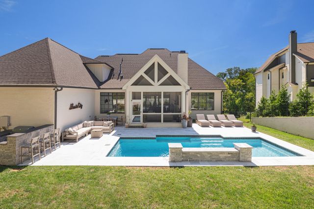 1588 Eastwood Dr, Brentwood, TN 37027