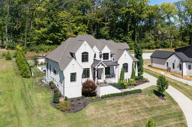 1588 Eastwood Dr, Brentwood, TN 37027