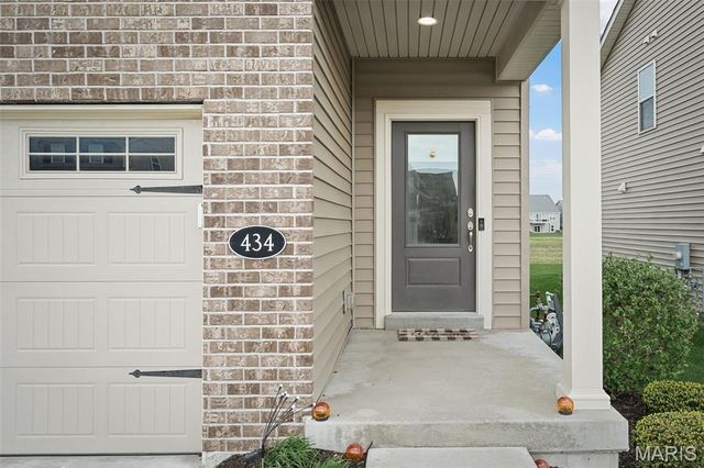 434 Copperfield Court, St Charles, MO 63301