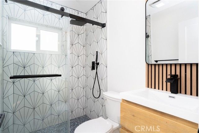 1425 E Vermont, Anaheim, CA 92805