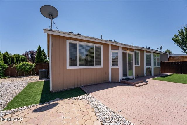 1196 Glendora Lane, Sparks, NV 89436