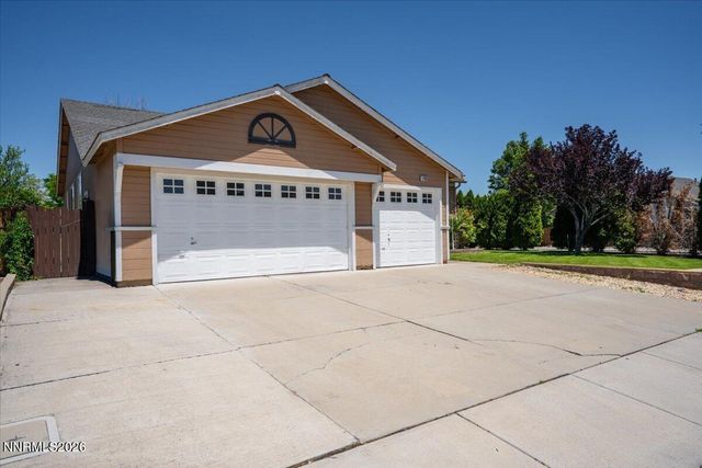 1196 Glendora Lane, Sparks, NV 89436