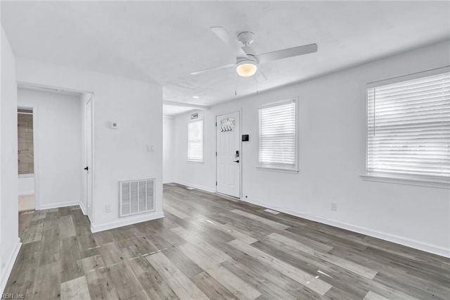 621 72nd ST, Newport News, VA 23605