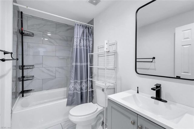 621 72nd ST, Newport News, VA 23605