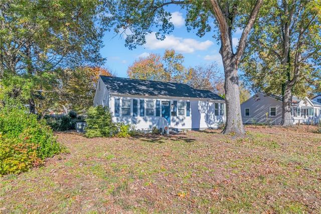 621 72nd ST, Newport News, VA 23605
