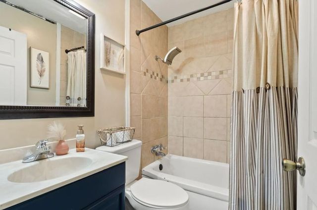 13400 Old Kentucky Rd, Walling, TN 38587