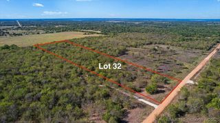 32 Briar Creek Road, Kingston, OK 73439