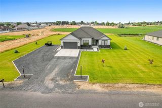 8275 Road 2.4 NE, Moses Lake, WA 98837