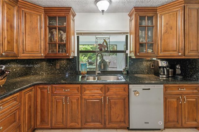 5600 SW 195 Terrace, Southwest Ranches, FL 33332