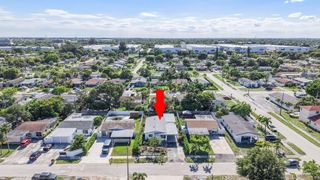 481 NW 2nd Terrace, Deerfield Beach, FL 33441