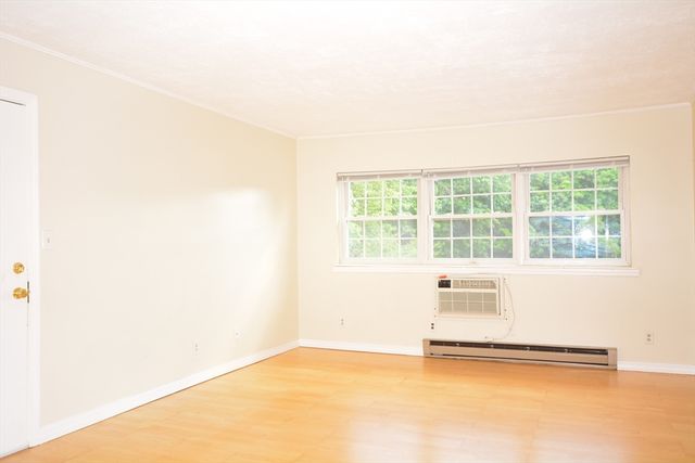 147 Milk Street 10, Westborough, MA 01581