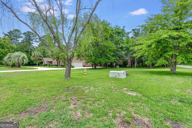 855 Misty Harbor Boulevard, Woodbine, GA 31569