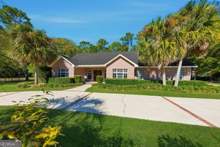 855 Misty Harbor Boulevard, Woodbine, GA 31569