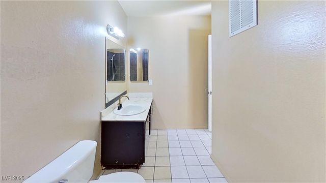 1405 Vegas Valley Drive 103, Las Vegas, NV 89169
