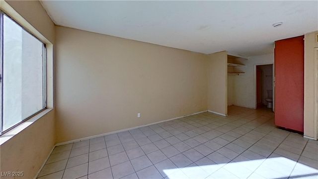 1405 Vegas Valley Drive 103, Las Vegas, NV 89169