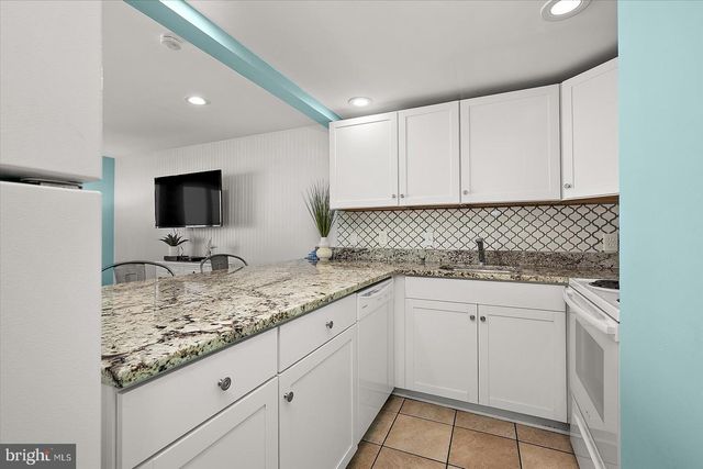 13500 COASTAL HWY #201, Ocean City, MD 21842