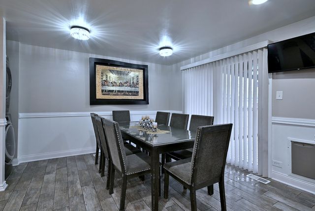 514 S 8th Avenue, Maywood, IL 60153