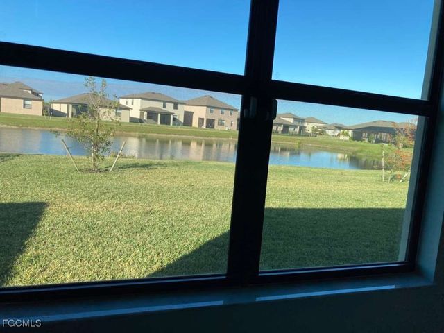 3261 Altimira DR, Fort Myers, FL 33905